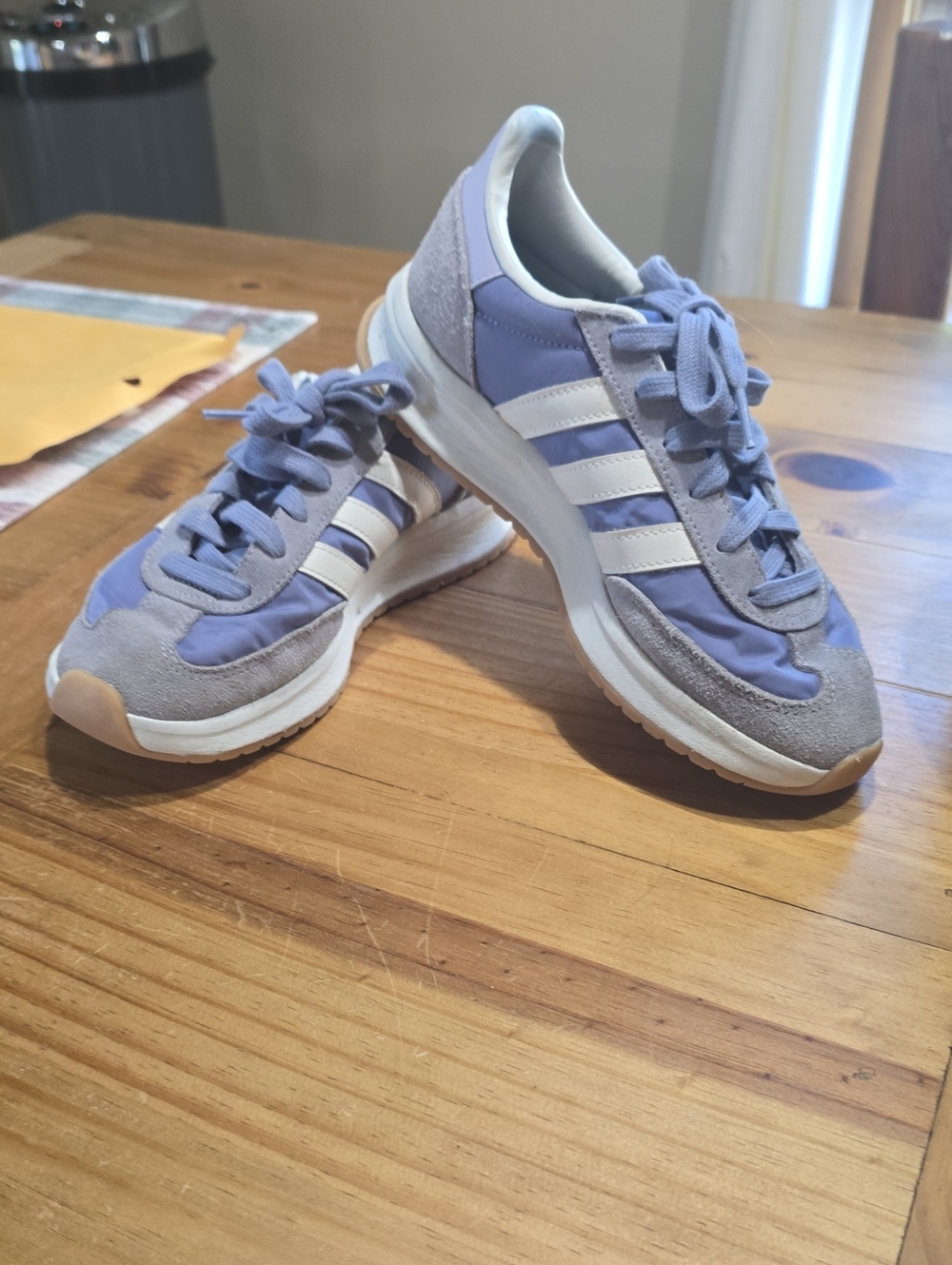 Women's Size 6.5 Adidas Athletic Shoes.